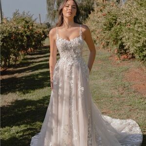 Madi Lane Sarie - Elegant Wedding Dress